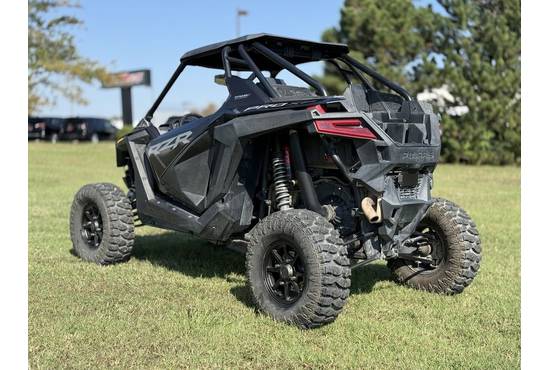 2024 rzr pro xp® ultimate