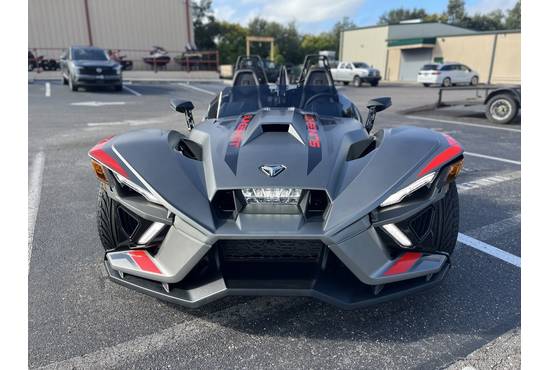 2024 Slingshot® R AutoDrive Phantom Gray