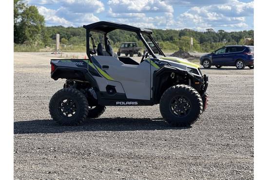 2024 general® xp 1000 sport