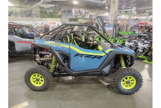 2025 rzr pro xp® ultimate