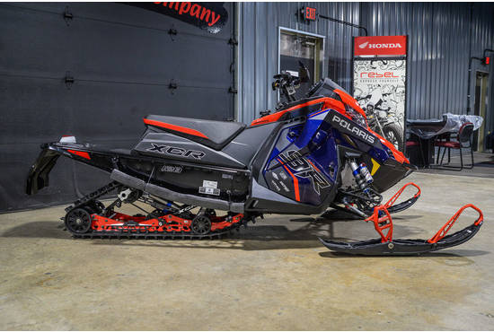 2025 9R Indy XCR 128 Midnight Blue Metallic / Indy Red