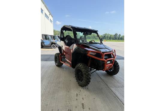 2019 GENERAL 1000 DELUXE