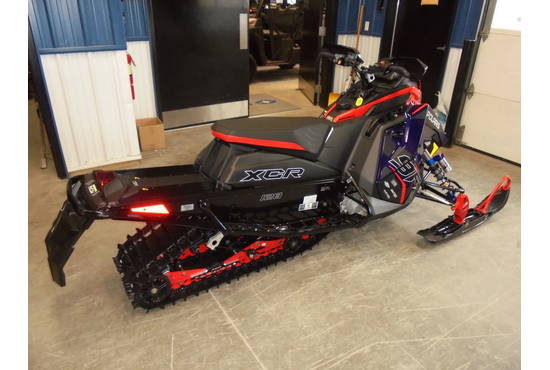 2025 9R Indy XCR 128 Midnight Blue Metallic / Indy Red