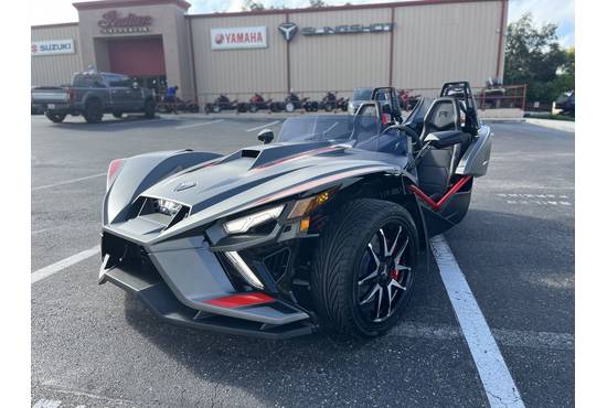 2024 Slingshot® R AutoDrive Phantom Gray