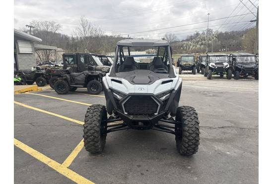 2025 rzr pro xp® 4 sport