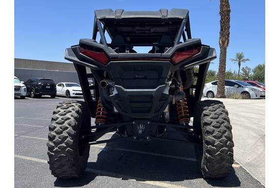 2024 RZR XP 4 1000 Ultimate Matte Titanium / Onyx Black