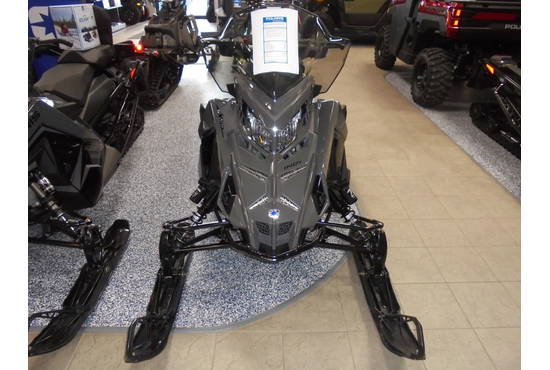 2025 ProStar S4 INDY Adventure 137 Shadow Gray / Gloss Black