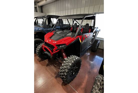 2024 RZR XP 1000 Ultimate Indy Red