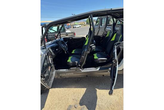 2025 rzr xp® 4 1000 ultimate