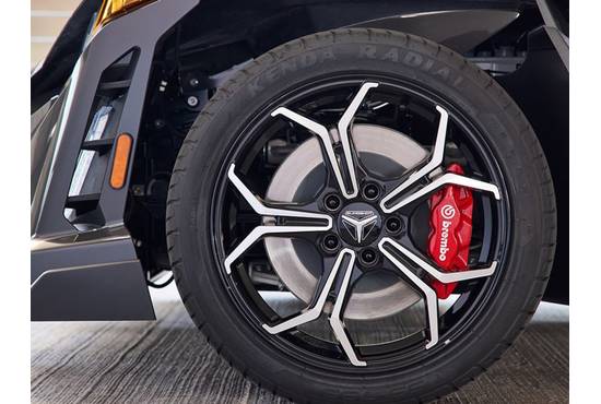 2025 slingshot® r (autodrive)