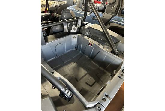 2024 RZR XP 1000 Ultimate Indy Red