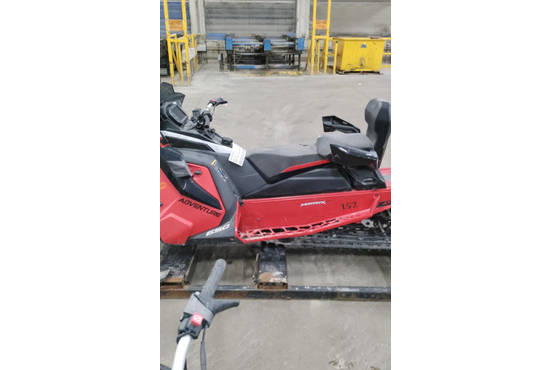 2022 650 indy adventure 137