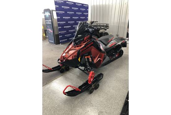 2025 650 INDY VR1 Dynamix 137 Shadow Gray / Gloss Black