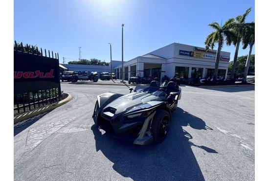 2025 slingshot® slr (autodrive)