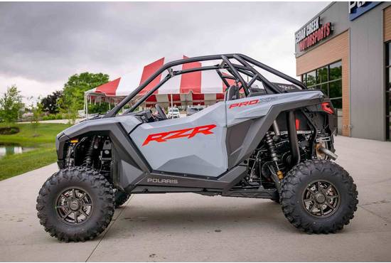 2025 rzr pro xp® sport