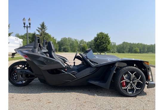 2025 slingshot® r (manual)