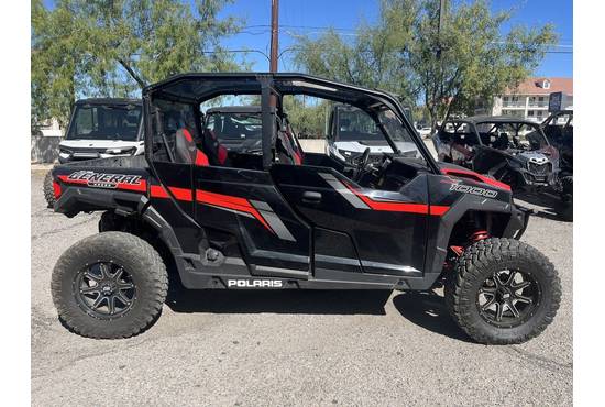 2018 General™ 4 1000 EPS Black Pearl
