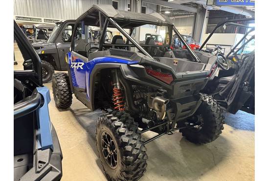 2025 RZR XP 1000 Ultimate