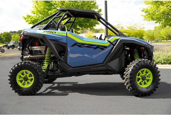 2025 rzr pro xp® ultimate