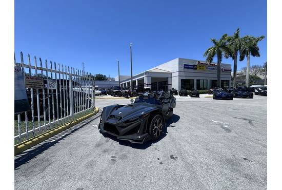 2025 slingshot® r (autodrive)