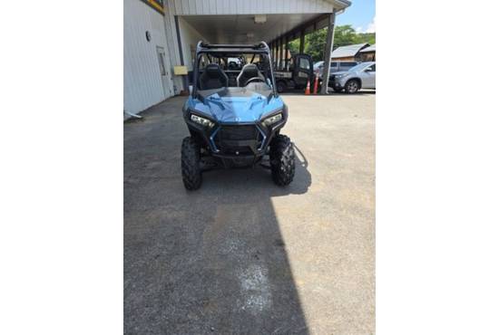 2025 rzr® trail sport