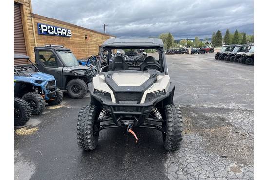 2024 general® xp 1000 premium