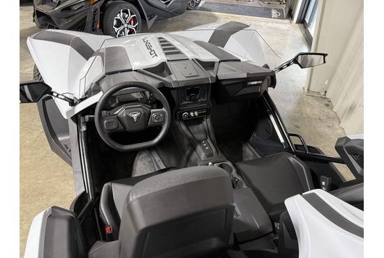 2024 slingshot® s autodrive w technology package i