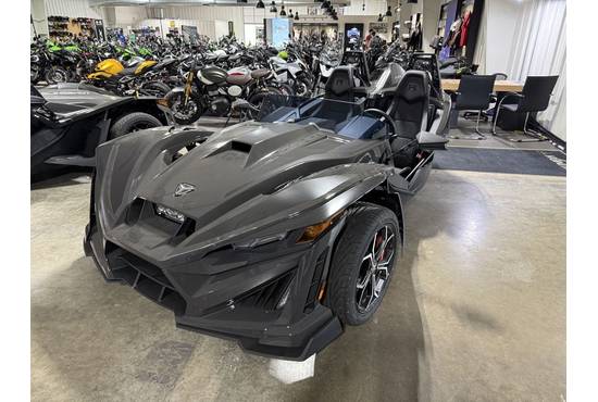 2025 slingshot® r (autodrive)