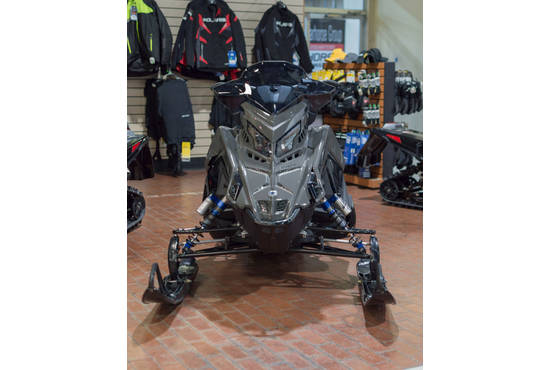 2025 850 Indy VR1 137 Shadow Gray / Gloss Black