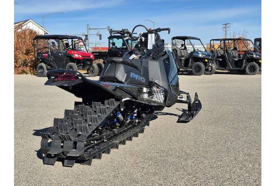 2026 Patriot Boost PRO RMK 155 Gloss Black / Blue Dusk