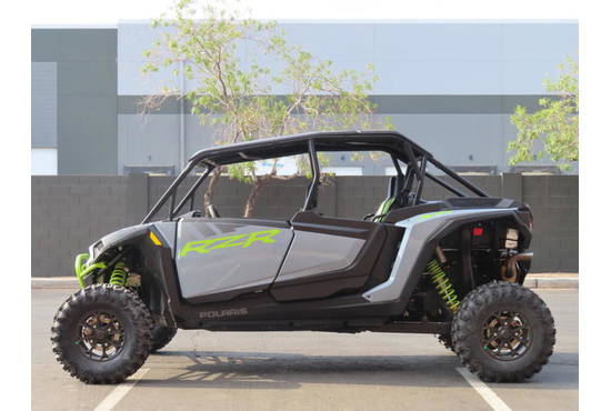 2025 rzr xp® 4 1000 ultimate