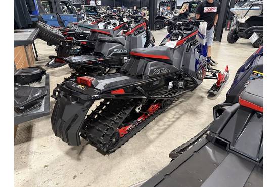 2025 Patriot 9R INDY XCR 136 Midnight Blue Metallic / Indy Red