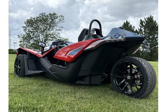2025 slingshot® slr (autodrive)