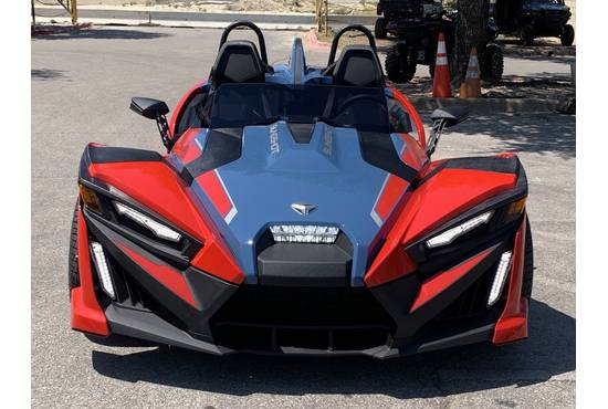 2025 slingshot® r (autodrive)