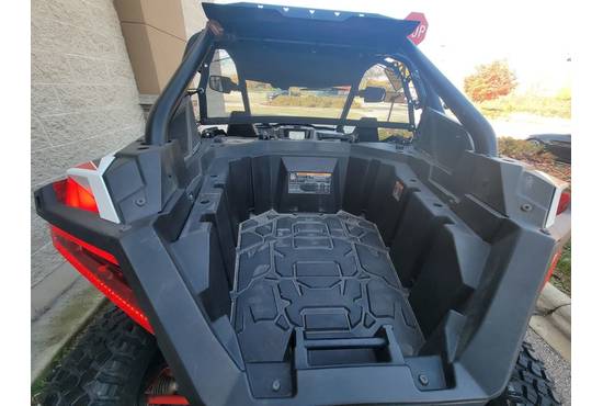 2021 rzr pro xp ultimate lightning