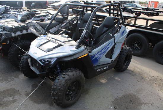 2025 rzr® 200 efi