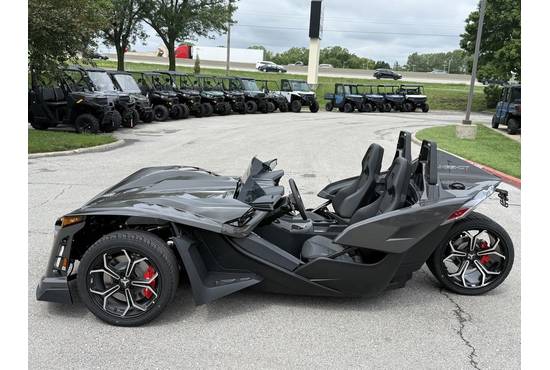 2025 slingshot® r (autodrive)
