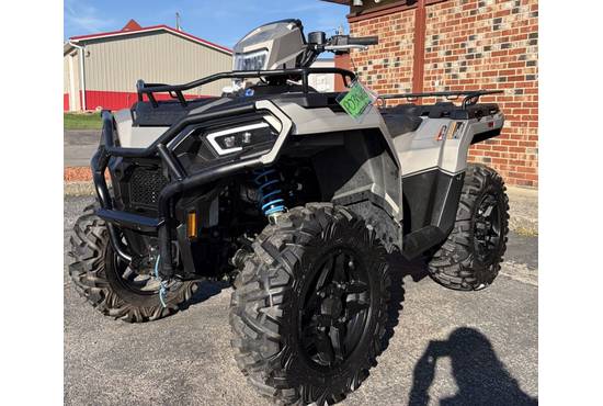2023 Sportsman 570 RIDE COMMAND Silver Quartz Metallic