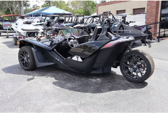 2025 SLINGSHOT SL MANUAL SL (Manual)