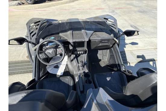 2025 slingshot® r (autodrive)