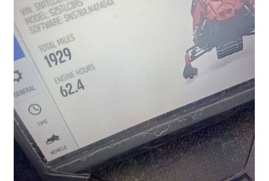 2025 850 Switchback Assault 146 Shadow Gray / Gloss Black