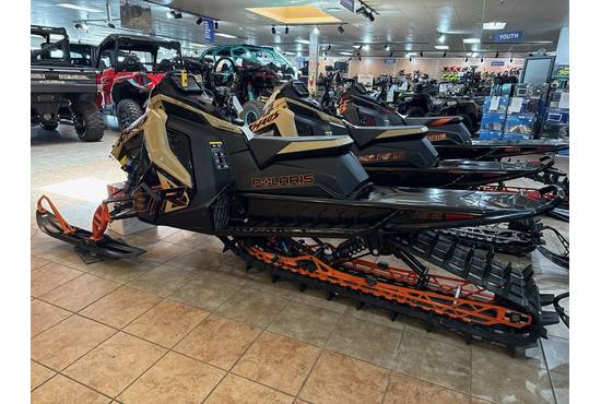2024 Patriot 9R RMK Khaos Slash 155 Gloss Black/Military Tan/Orange Burst