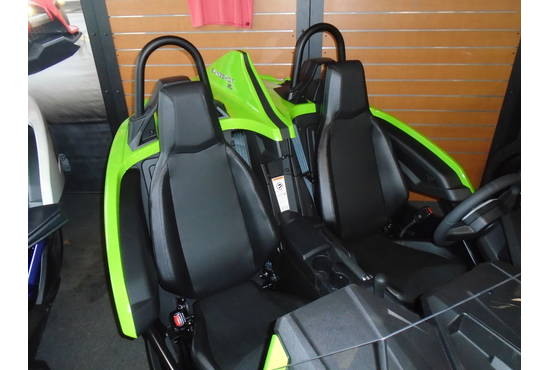 2025 slingshot® sl (manual)