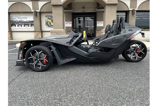 2025 slingshot® r (autodrive)