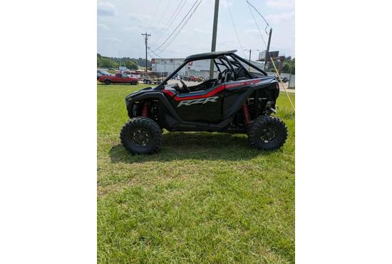 2025 rzr pro xp® ultimate