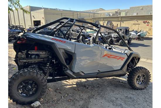 2025 rzr pro xp® 4 sport