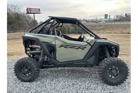 2025 rzr pro xp® ultimate