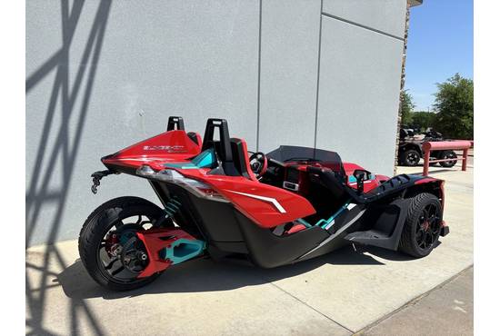 2025 slingshot® 10 (autodrive)