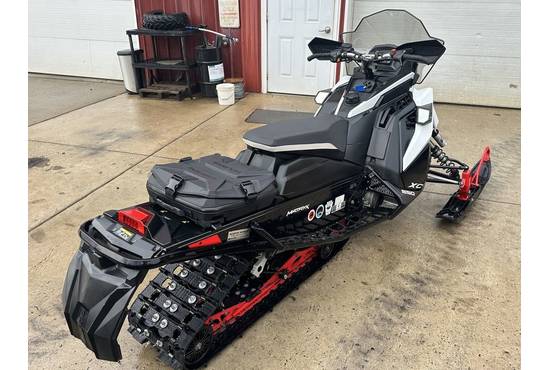 2021 850 INDY XC 137