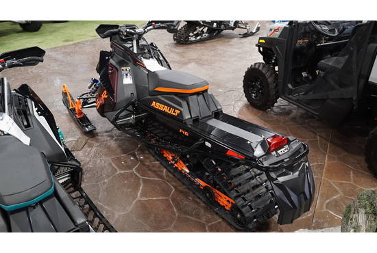 2025 9R Switchback Assault 146 Matte Dark Cherry / Gloss Black